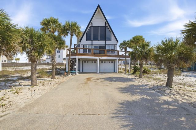 7937 White Sands Boulevard, Navarre, FL 32566