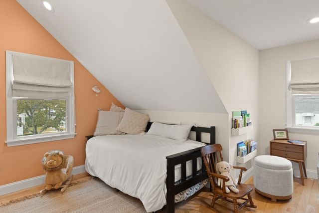 13 Rainbow Cir, Peabody, MA 01960