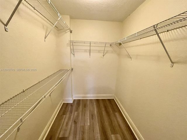 491 Racquet Club Rd 303, Weston, FL 33326
