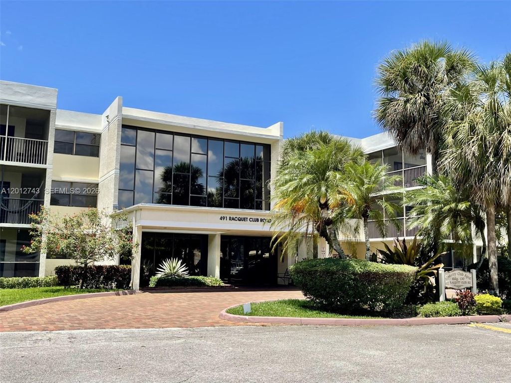 491 Racquet Club Rd 303, Weston, FL 33326