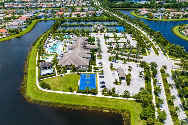 9607 Moritz Way, Delray Beach, FL 33446