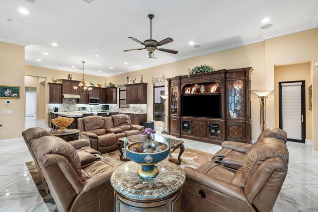 9607 Moritz Way, Delray Beach, FL 33446