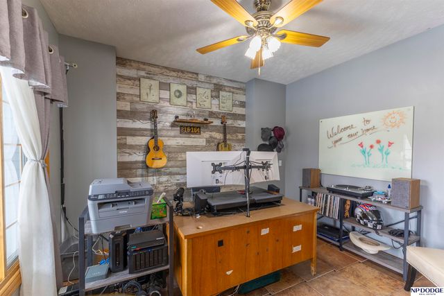 16113 Emiline Street, Omaha, NE 68136