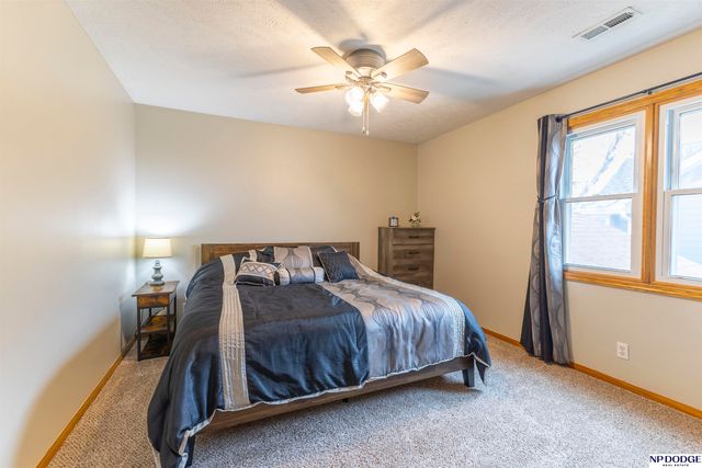 16113 Emiline Street, Omaha, NE 68136