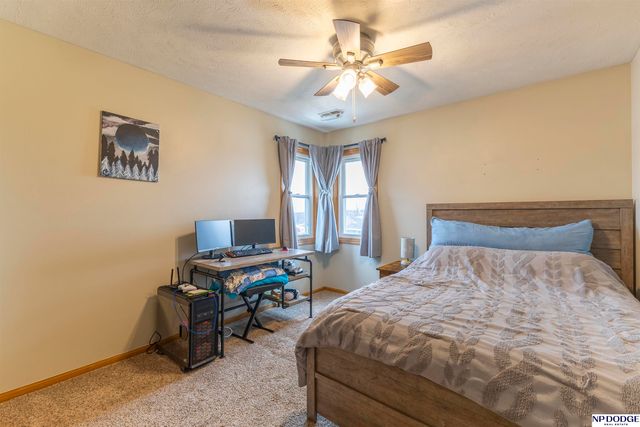 16113 Emiline Street, Omaha, NE 68136