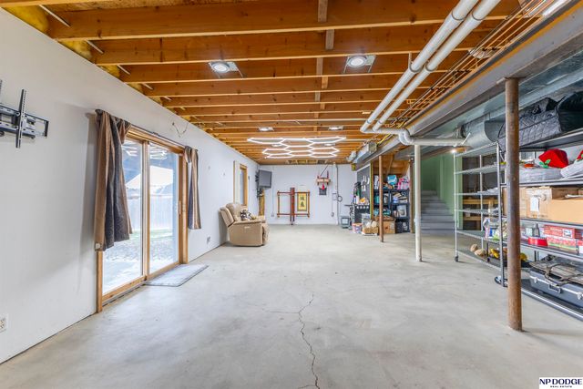 16113 Emiline Street, Omaha, NE 68136