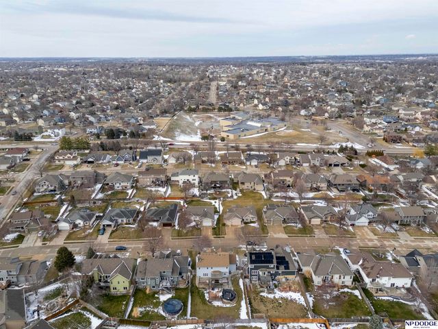 16113 Emiline Street, Omaha, NE 68136