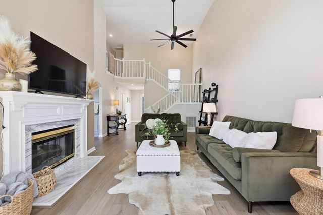 1102 Griffin Gate Drive, Lexington, KY 40511