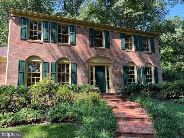 10101 ALSACE CT, Great Falls, VA 22066