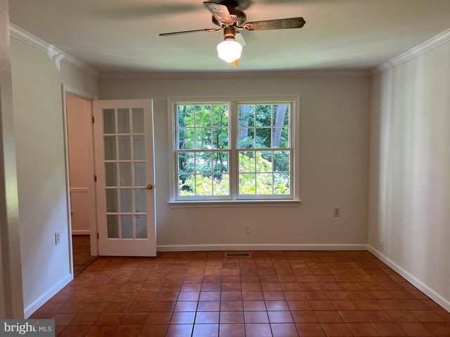 10101 ALSACE CT, Great Falls, VA 22066