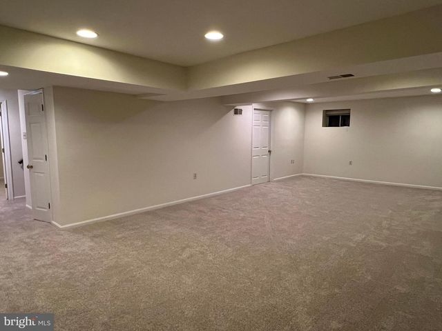 10101 ALSACE CT, Great Falls, VA 22066