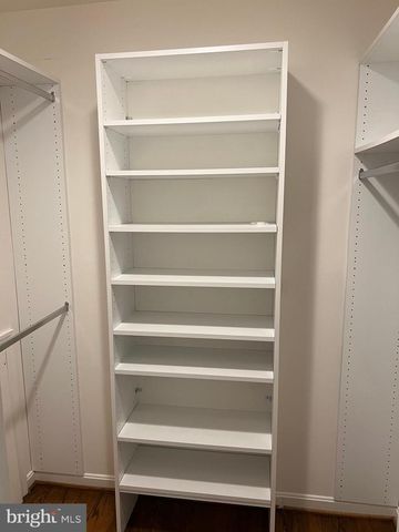 10101 ALSACE CT, Great Falls, VA 22066