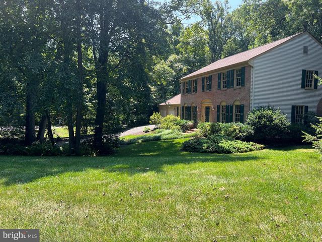 10101 ALSACE CT, Great Falls, VA 22066