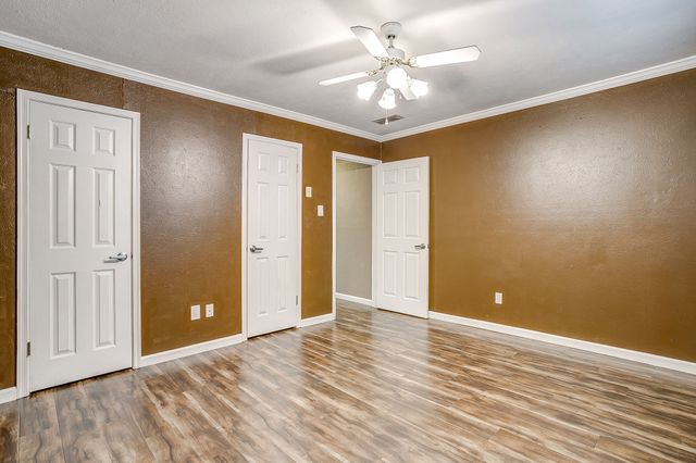 406 Country Club Drive, Joshua, TX 76058