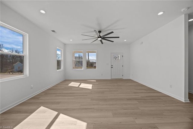 109 E Earnhardt Street, Salisbury, NC 28144