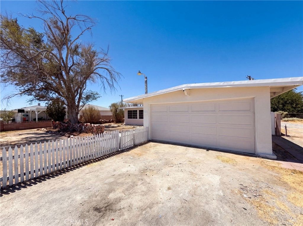 Image 17 of property listing at 13325 Lamel, Edwards, CA 93523
