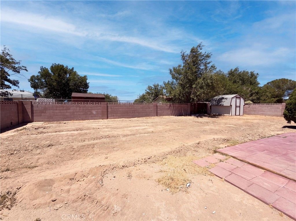 Image 19 of property listing at 13325 Lamel, Edwards, CA 93523