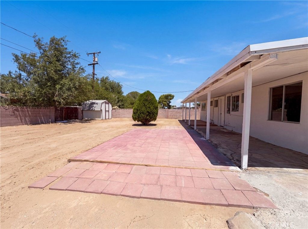 Image 5 of property listing at 13325 Lamel, Edwards, CA 93523