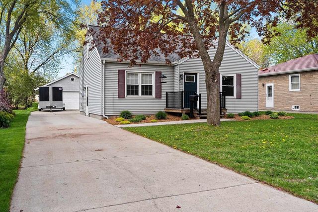 250 TAFT STREET, Green Bay, WI 54301