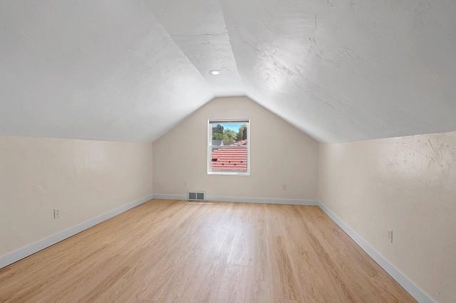 250 TAFT STREET, Green Bay, WI 54301