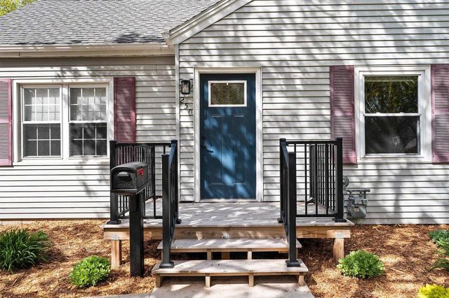 250 TAFT STREET, Green Bay, WI 54301