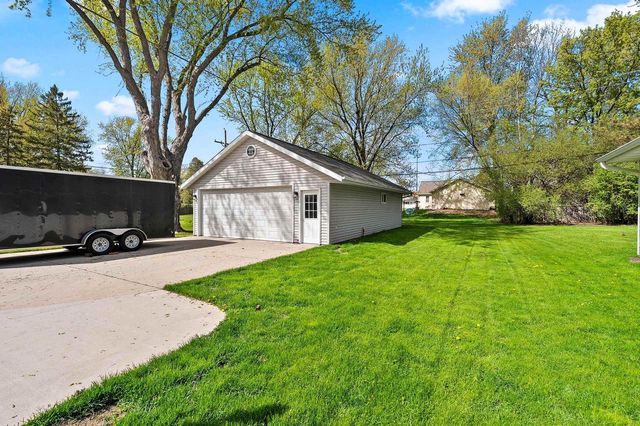 250 TAFT STREET, Green Bay, WI 54301