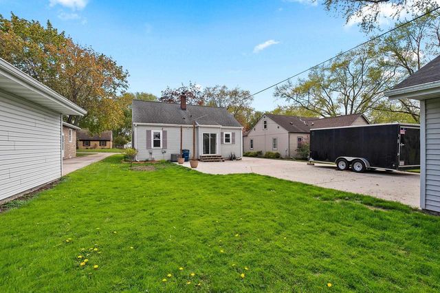 250 TAFT STREET, Green Bay, WI 54301