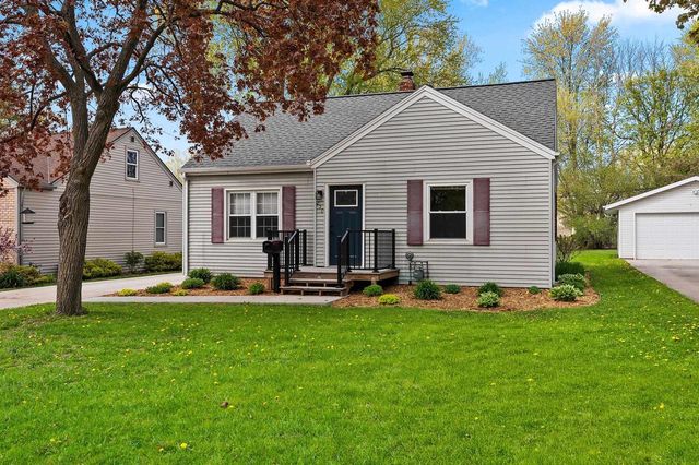 250 TAFT STREET, Green Bay, WI 54301