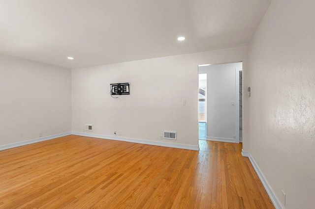 250 TAFT STREET, Green Bay, WI 54301