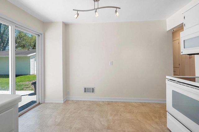 250 TAFT STREET, Green Bay, WI 54301