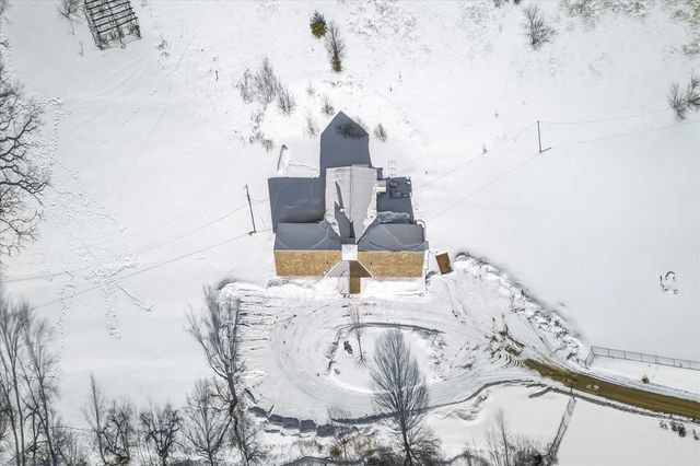 66 Duttonsville School Drive, Cavendish, VT 05142