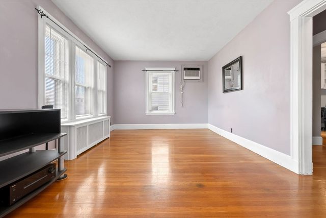 100 Leyden St, Boston, MA 02128