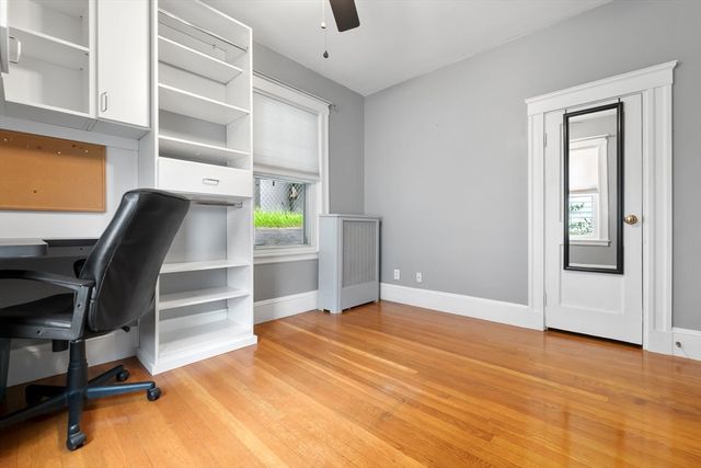 100 Leyden St, Boston, MA 02128
