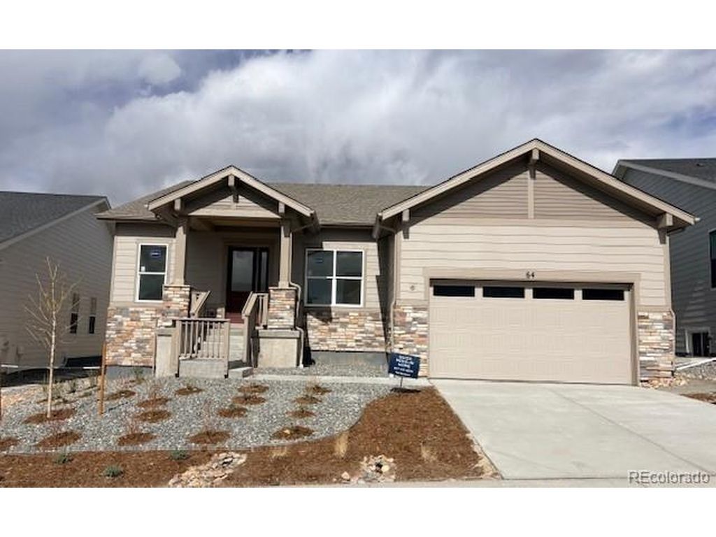 64 Leafy Aster Ln, Castle Rock, CO 80104