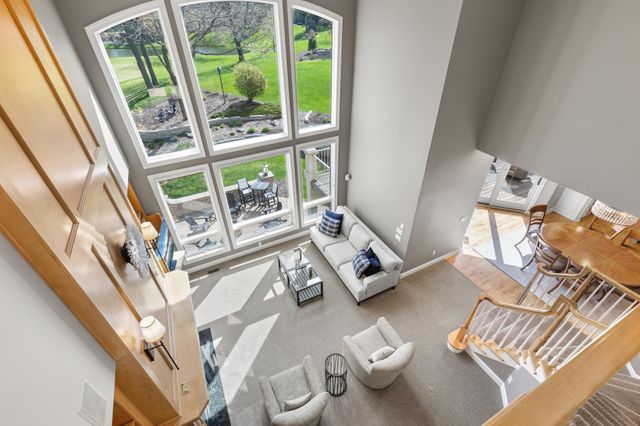 18434 Bearpath Trail, Eden Prairie, MN 55347