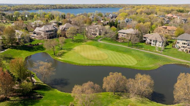 18434 Bearpath Trail, Eden Prairie, MN 55347