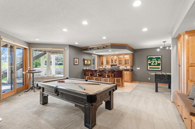 18434 Bearpath Trail, Eden Prairie, MN 55347