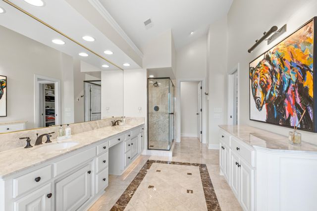 18434 Bearpath Trail, Eden Prairie, MN 55347