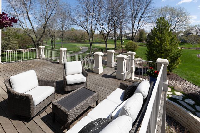 18434 Bearpath Trail, Eden Prairie, MN 55347
