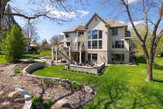 18434 Bearpath Trail, Eden Prairie, MN 55347