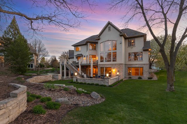 18434 Bearpath Trail, Eden Prairie, MN 55347