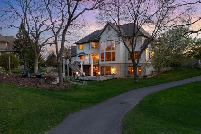 18434 Bearpath Trail, Eden Prairie, MN 55347