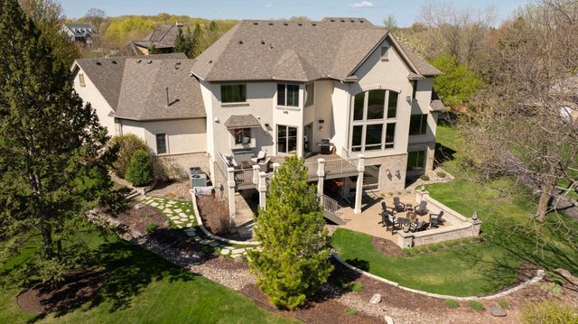 18434 Bearpath Trail, Eden Prairie, MN 55347