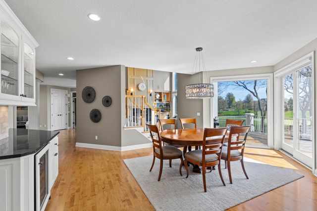18434 Bearpath Trail, Eden Prairie, MN 55347