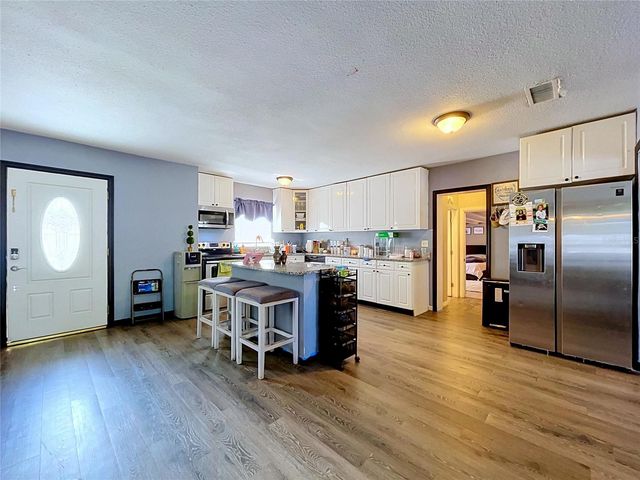 801 51ST AVENUE S, St Petersburg, FL 33705
