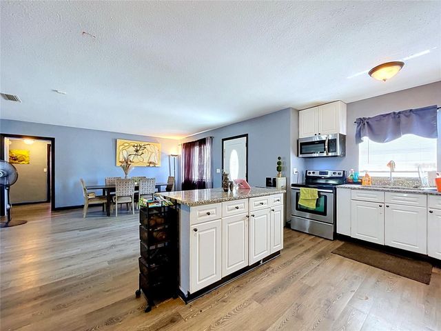 801 51ST AVENUE S, St Petersburg, FL 33705