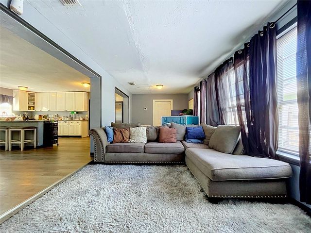 801 51ST AVENUE S, St Petersburg, FL 33705