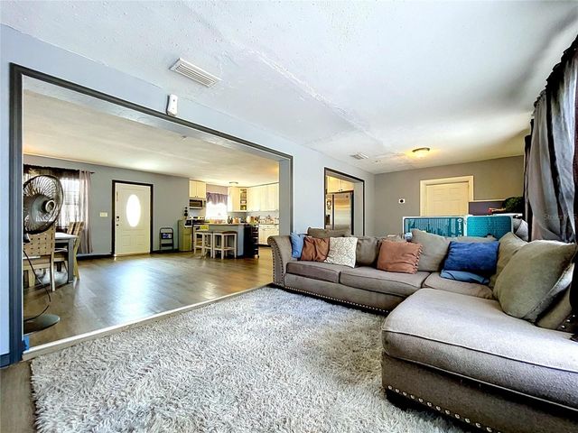 801 51ST AVENUE S, St Petersburg, FL 33705