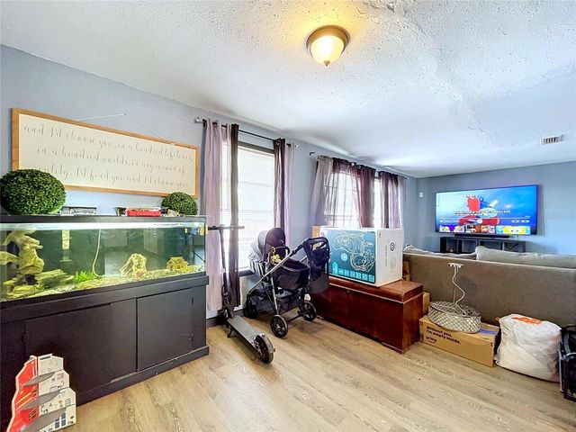 801 51ST AVENUE S, St Petersburg, FL 33705