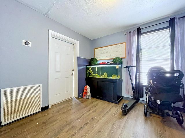 801 51ST AVENUE S, St Petersburg, FL 33705